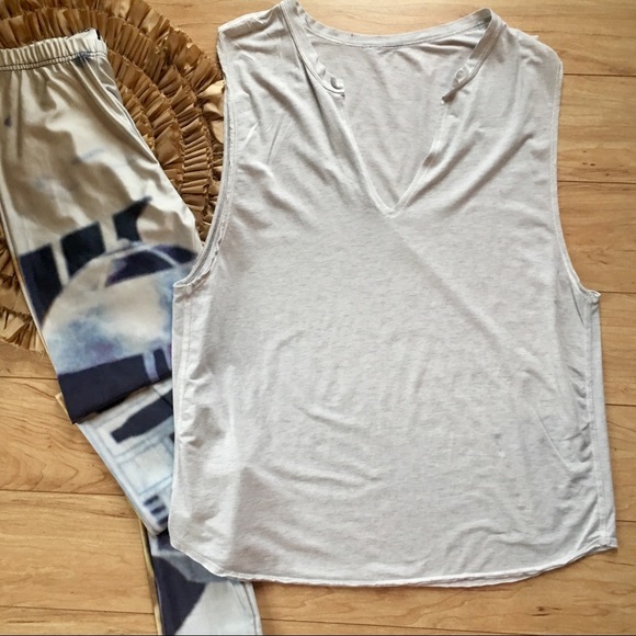 lululemon athletica Tops - Sale! Lululemon Athletica Sleeveless Top Size S